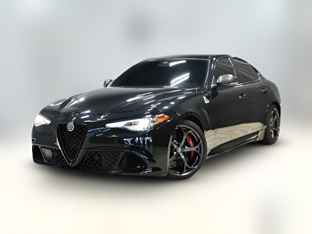 2019 Alfa Romeo Giulia Quadrifoglio