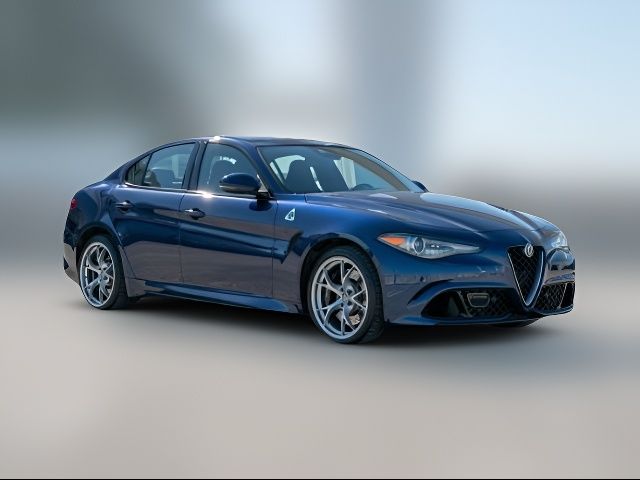 2019 Alfa Romeo Giulia Quadrifoglio