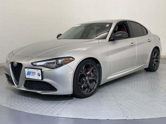 2019 Alfa Romeo Giulia Base