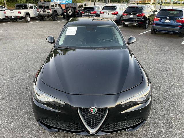 2019 Alfa Romeo Giulia Base