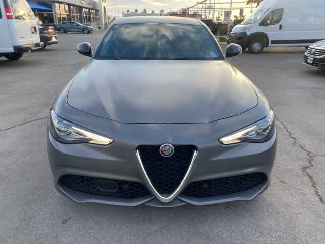 2019 Alfa Romeo Giulia Sport