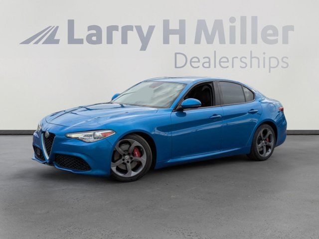 2019 Alfa Romeo Giulia Sport