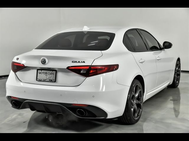 2019 Alfa Romeo Giulia Sport