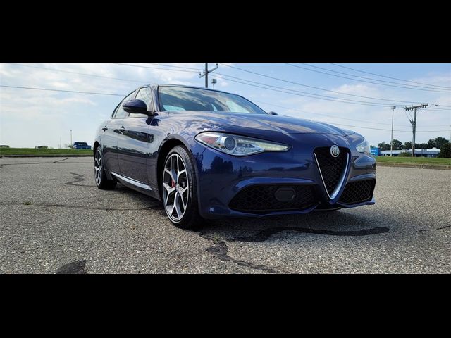 2019 Alfa Romeo Giulia Sport