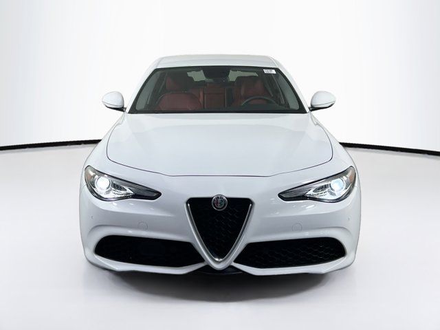 2019 Alfa Romeo Giulia Sport