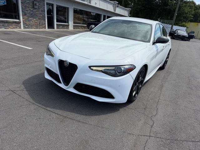 2019 Alfa Romeo Giulia Base