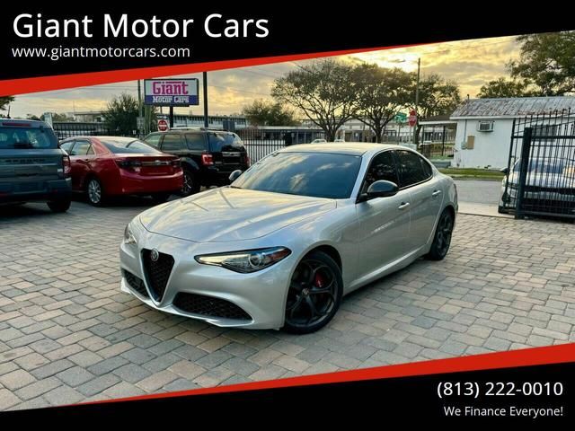 2019 Alfa Romeo Giulia Base