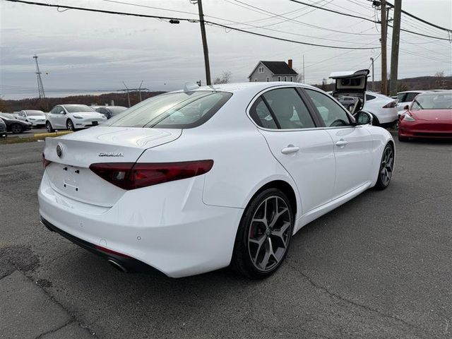 2019 Alfa Romeo Giulia Ti