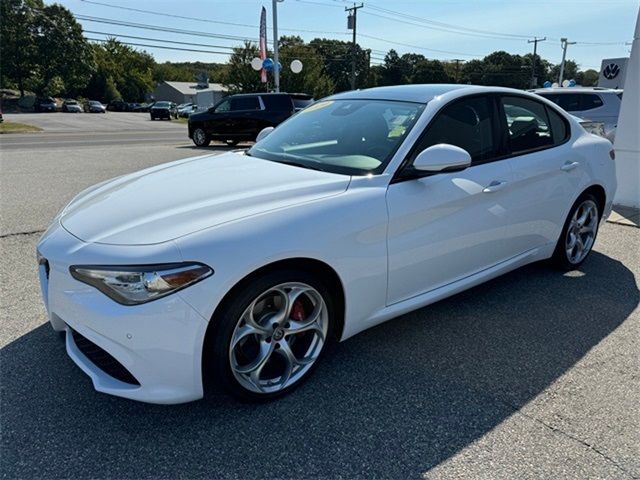 2019 Alfa Romeo Giulia Ti Sport