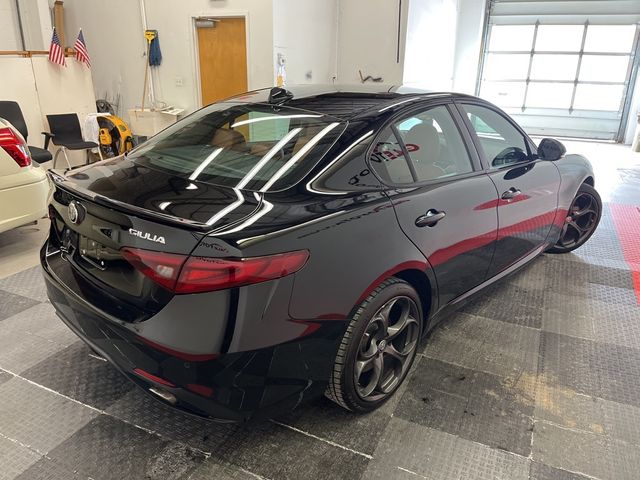 2019 Alfa Romeo Giulia Ti Sport