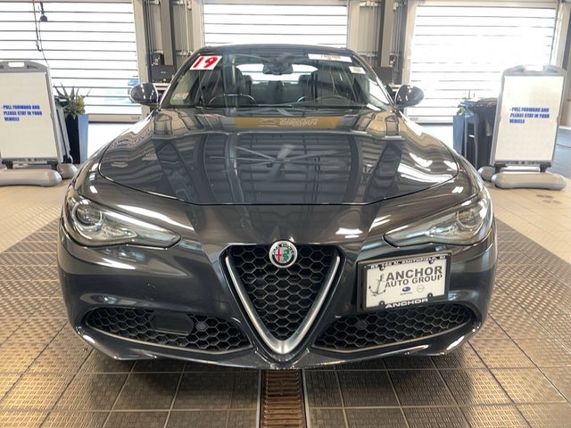 2019 Alfa Romeo Giulia Ti Lusso