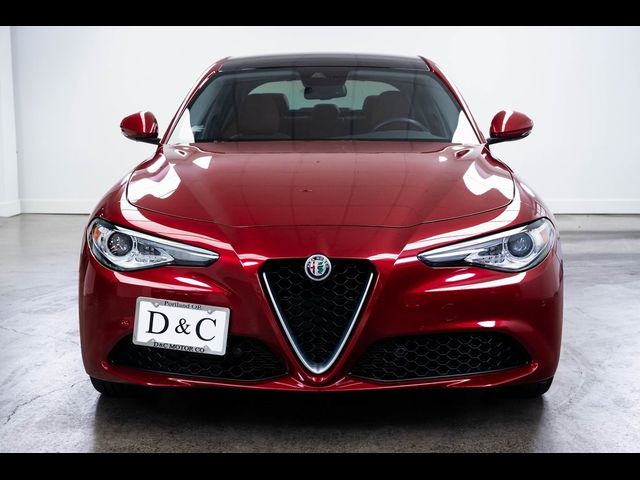 2019 Alfa Romeo Giulia Ti Lusso