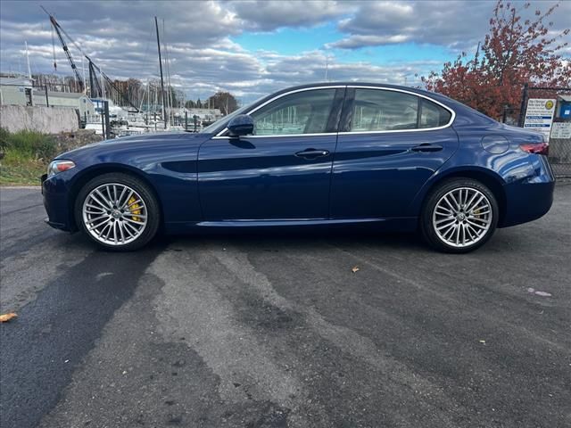 2019 Alfa Romeo Giulia Ti Lusso