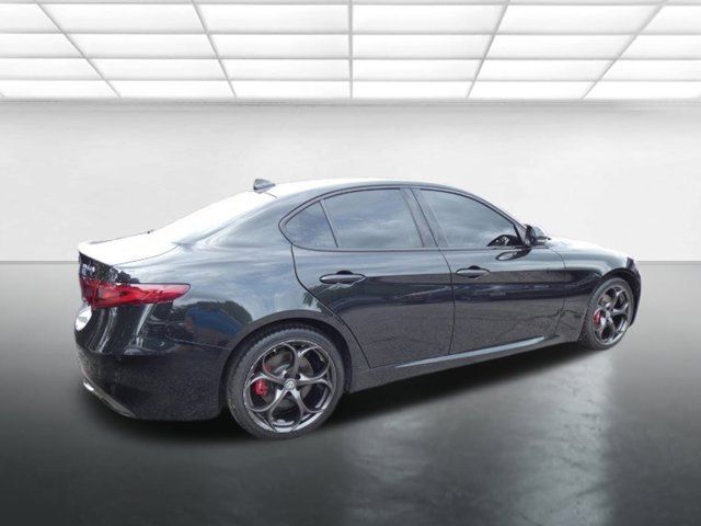 2019 Alfa Romeo Giulia Ti Sport