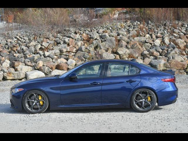 2019 Alfa Romeo Giulia Ti Sport