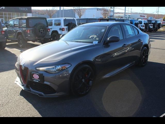 2019 Alfa Romeo Giulia Ti Sport