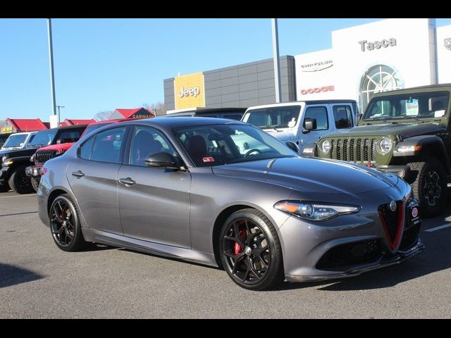 2019 Alfa Romeo Giulia Ti Sport