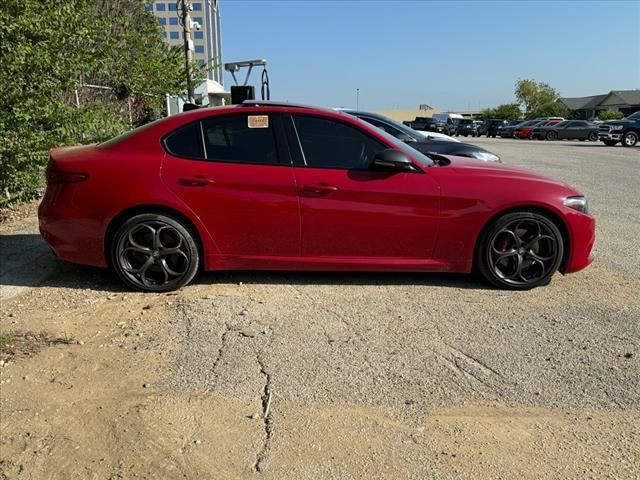 2019 Alfa Romeo Giulia Ti Sport