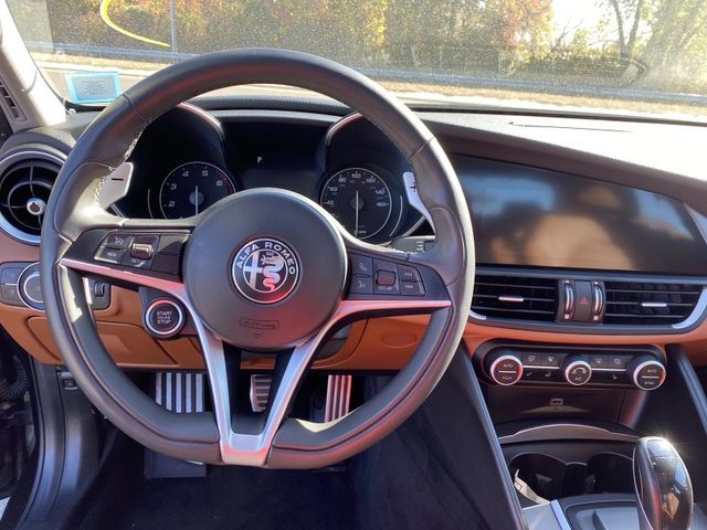 2019 Alfa Romeo Giulia Ti Sport