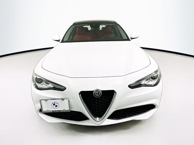 2019 Alfa Romeo Giulia Ti Lusso