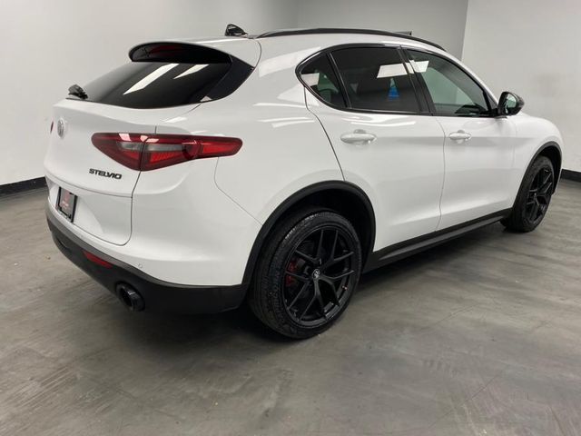 2019 Alfa Romeo Stelvio Base