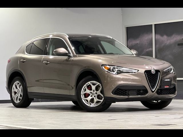 2019 Alfa Romeo Stelvio Base