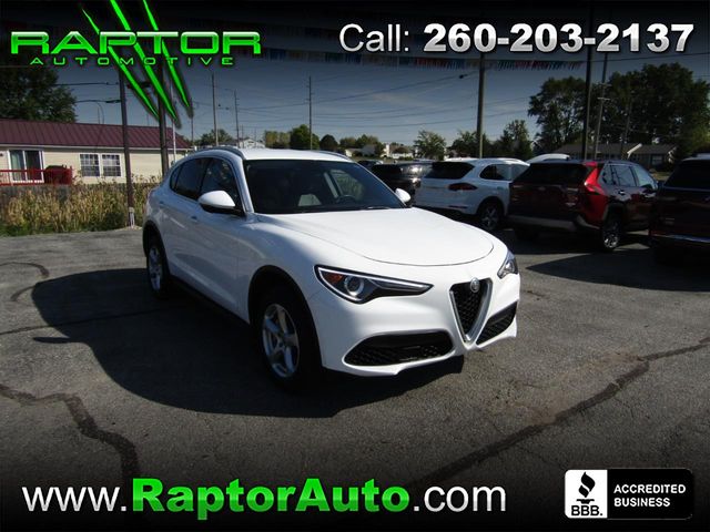 2019 Alfa Romeo Stelvio Base