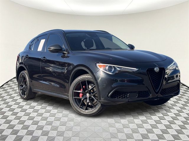 2019 Alfa Romeo Stelvio Base