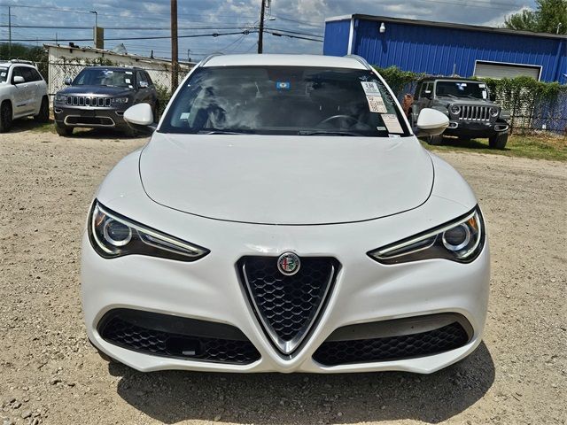 2019 Alfa Romeo Stelvio Base