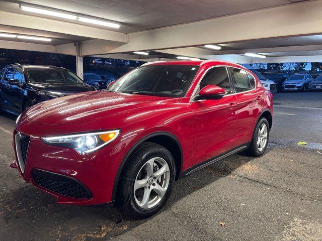 2019 Alfa Romeo Stelvio Base