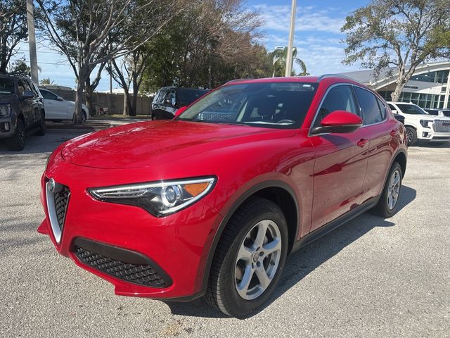 2019 Alfa Romeo Stelvio Base