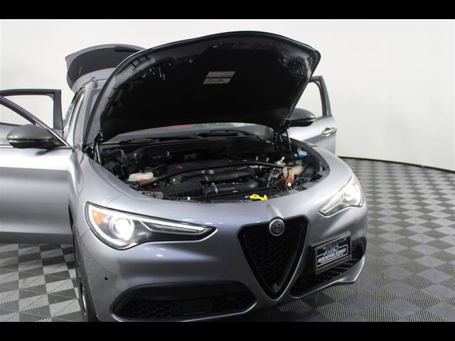 2019 Alfa Romeo Stelvio Base