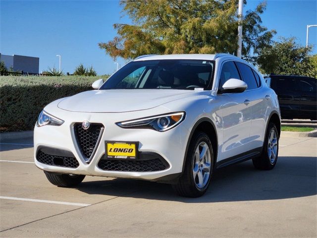 2019 Alfa Romeo Stelvio Base