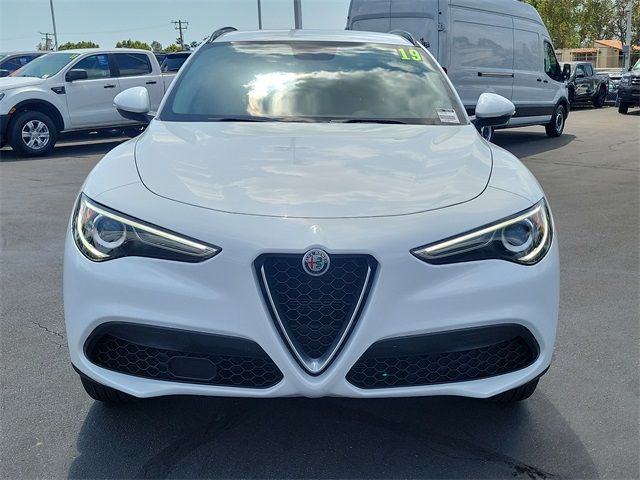 2019 Alfa Romeo Stelvio Sport