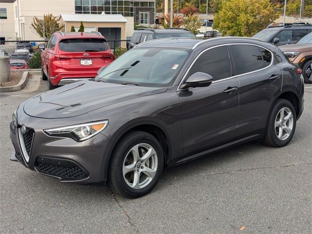 2019 Alfa Romeo Stelvio Base