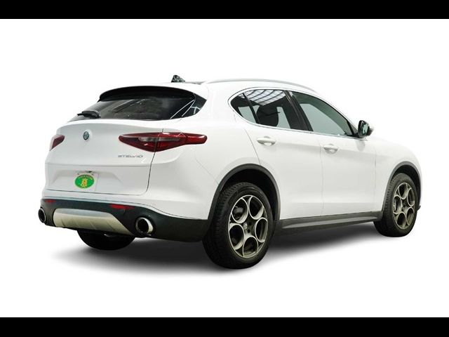 2019 Alfa Romeo Stelvio Base