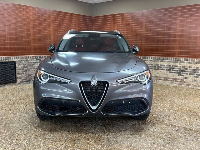 2019 Alfa Romeo Stelvio Base