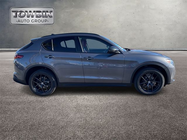 2019 Alfa Romeo Stelvio Base