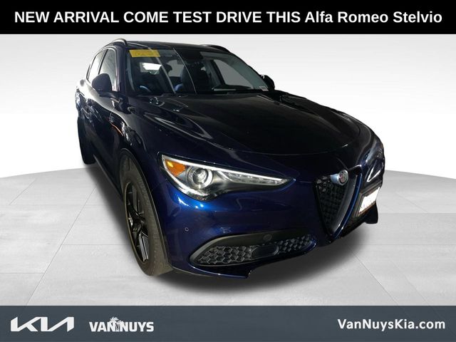 2019 Alfa Romeo Stelvio Base