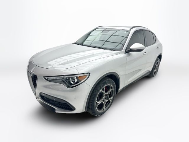 2019 Alfa Romeo Stelvio Sport