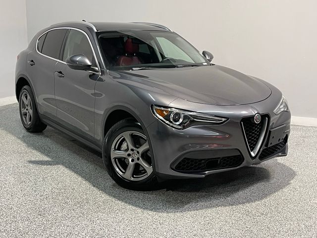 2019 Alfa Romeo Stelvio Base