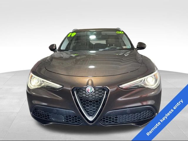 2019 Alfa Romeo Stelvio Base
