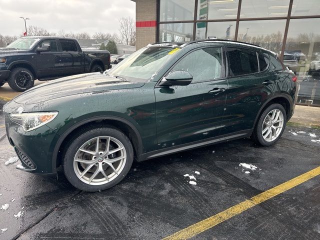 2019 Alfa Romeo Stelvio Sport