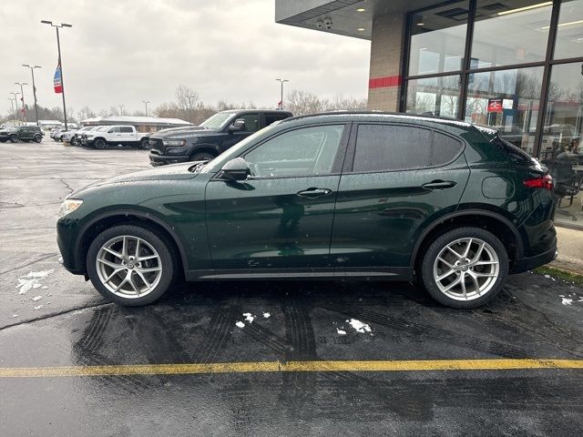 2019 Alfa Romeo Stelvio Sport