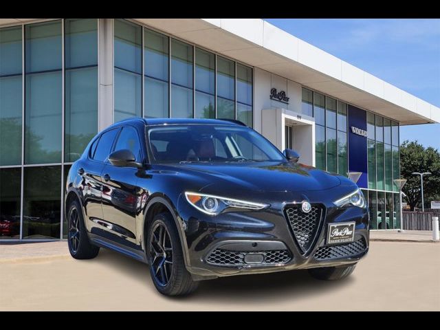 2019 Alfa Romeo Stelvio Base