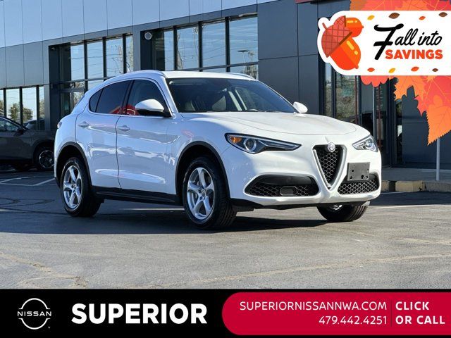 2019 Alfa Romeo Stelvio Base