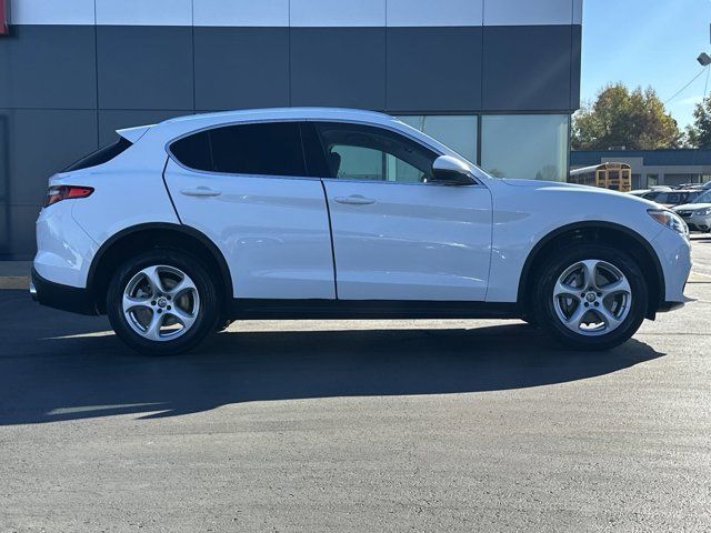 2019 Alfa Romeo Stelvio Base