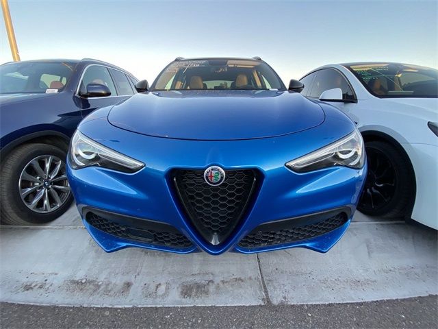 2019 Alfa Romeo Stelvio Sport