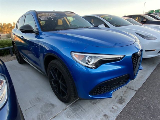 2019 Alfa Romeo Stelvio Sport