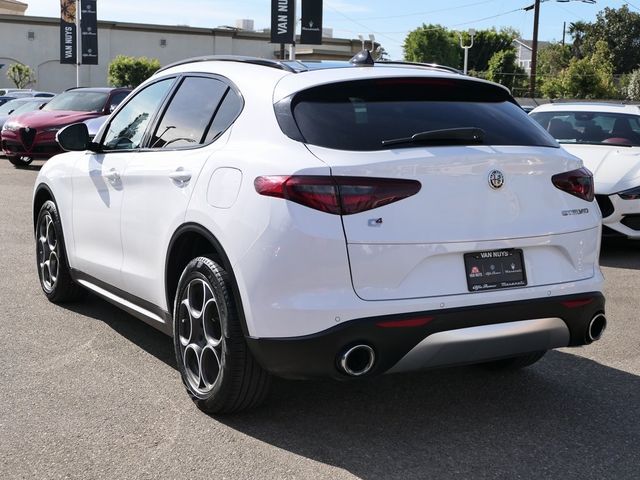 2019 Alfa Romeo Stelvio Sport